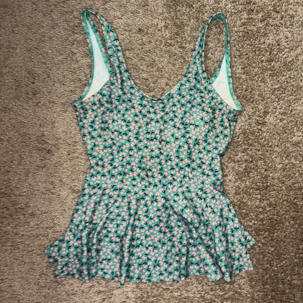 Lime Ricki Floral Swim Top in Medium